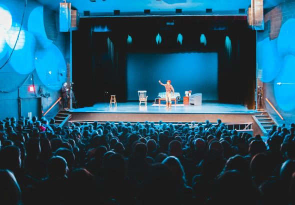 erik-mclean-PFfA3xlHFbQ-unsplash